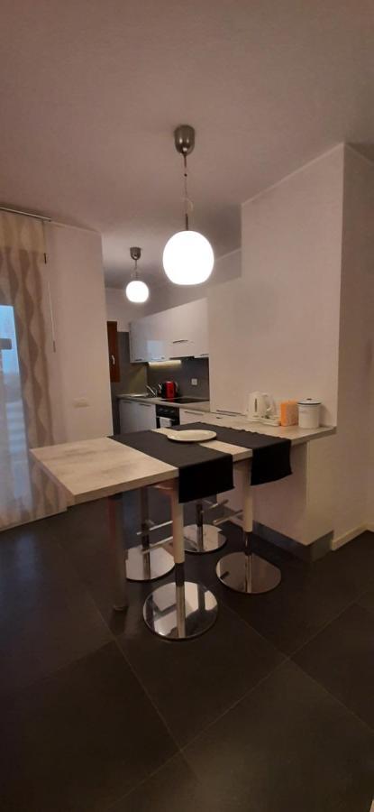 Casa Battisti Apartment Pero Bagian luar foto