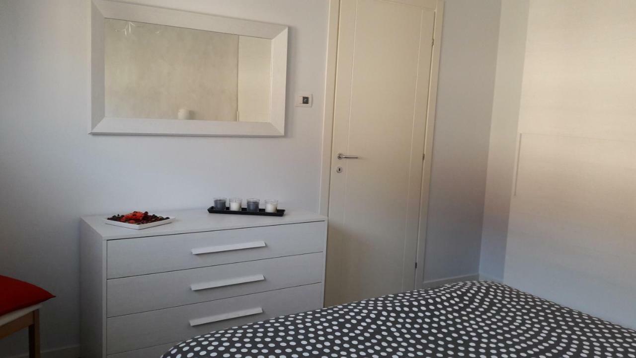 Casa Battisti Apartment Pero Bagian luar foto